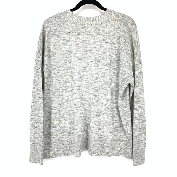 Cabi Women's Size M Marble Gray Cardigan Sweater V-Neck Front Pockets Snap Front - Picture 2 of 7